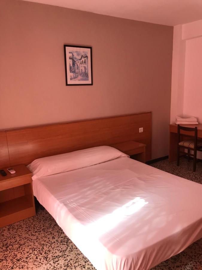 Hotel Iris Бенідорм Екстер'єр фото
