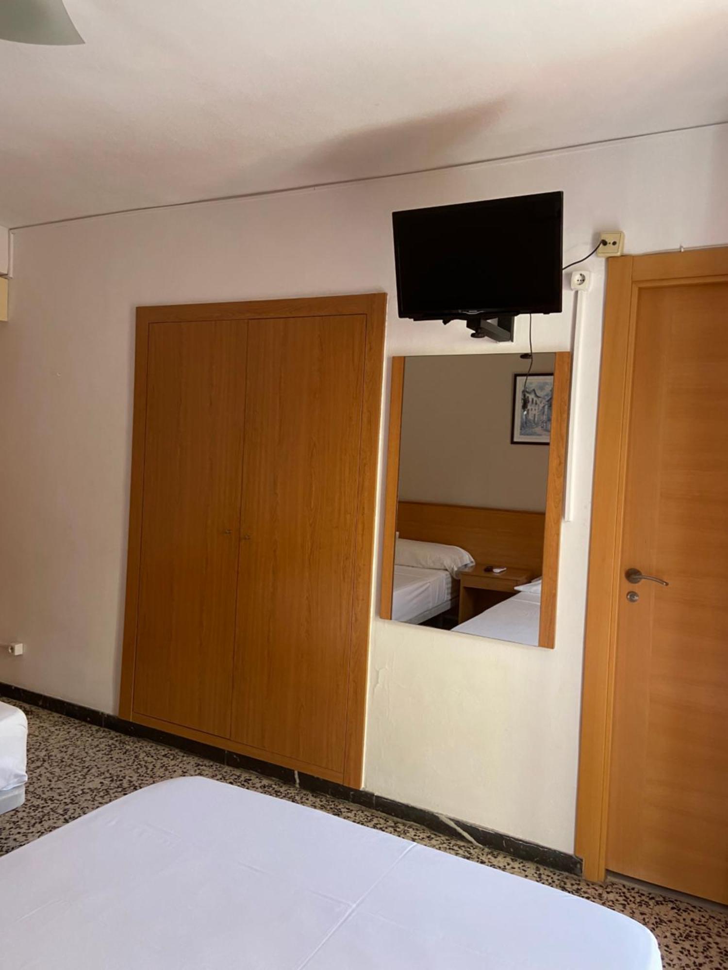 Hotel Iris Бенідорм Екстер'єр фото